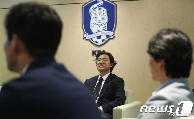 他们在后防线的四后卫防守是多么令人难以置信，还有一个优秀的门将大马丁。